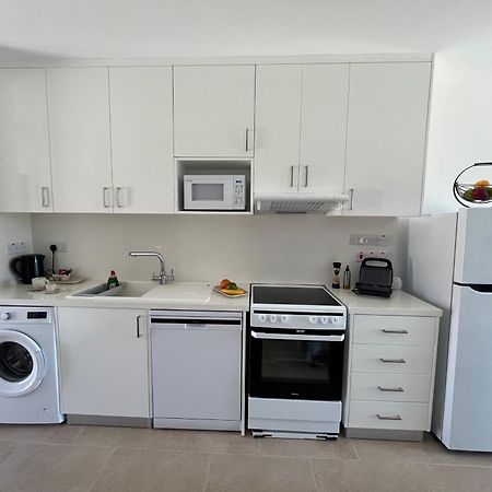 Papho'S Mare Apts Paphos מראה חיצוני תמונה