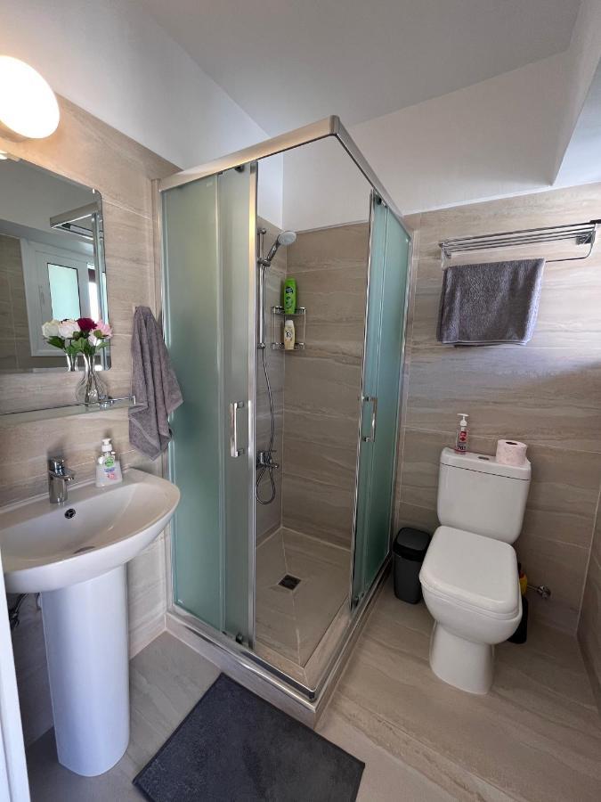 Papho'S Mare Apts Paphos מראה חיצוני תמונה