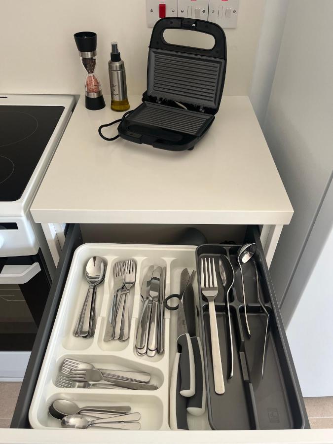 Papho'S Mare Apts Paphos מראה חיצוני תמונה