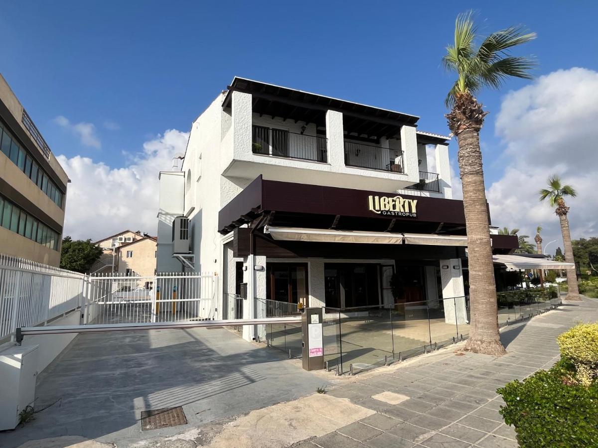 Papho'S Mare Apts Paphos מראה חיצוני תמונה